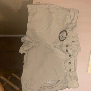 Shorts size medium good condition nothings wrong with them